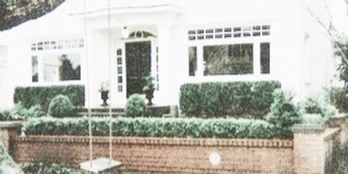 troyeloves's profile banner image