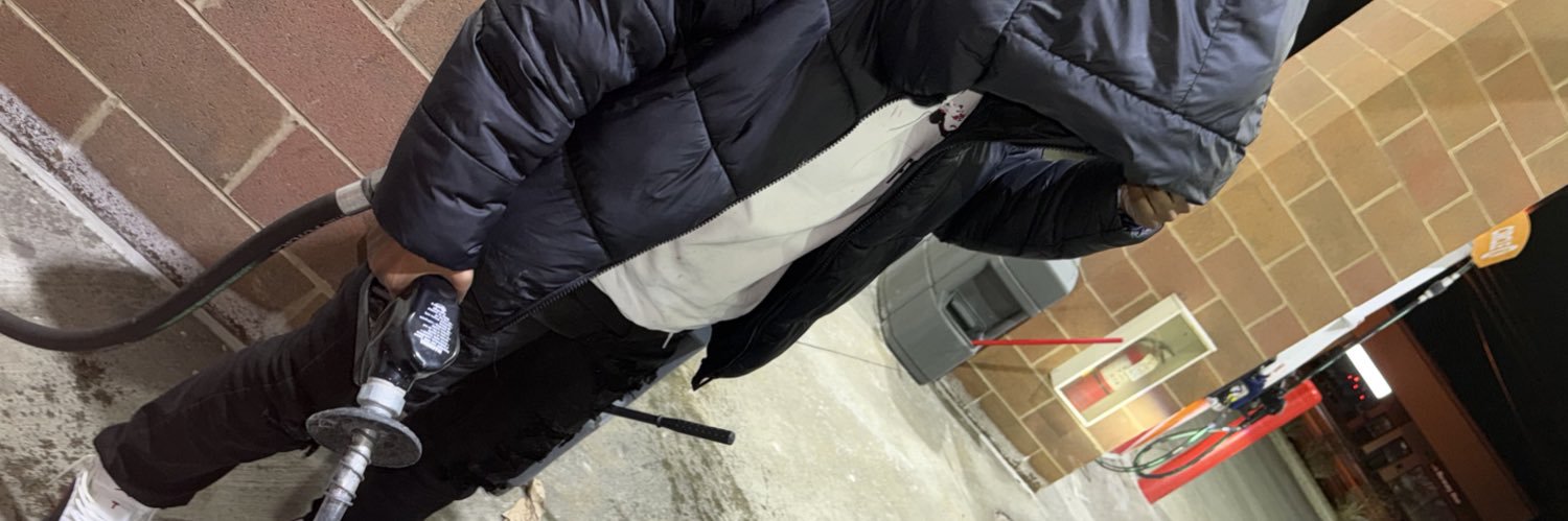 baeehelpmee's profile banner image