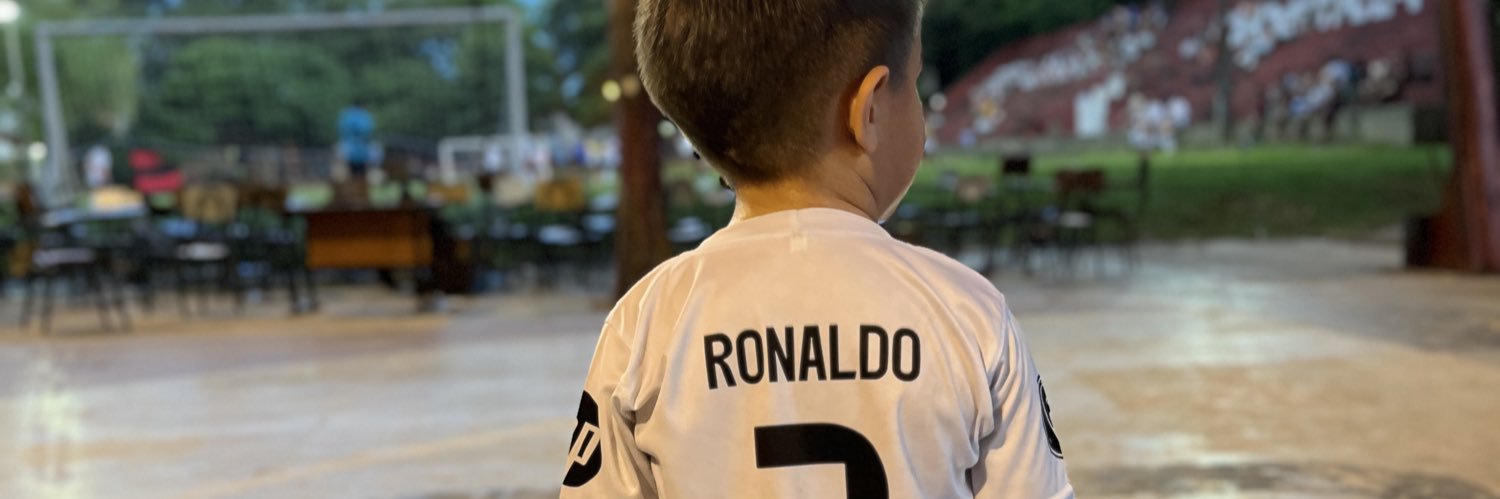 pich_rios's profile banner image