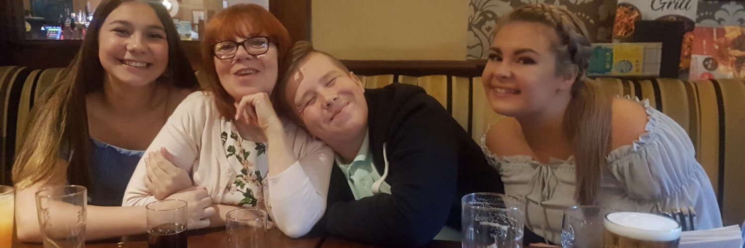 lizzbet's profile banner image
