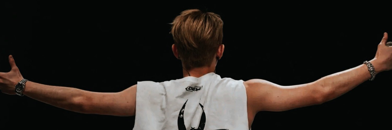 succh_'s profile banner image
