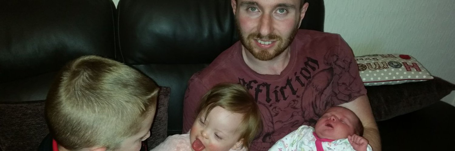 caz_moreton2's profile banner image