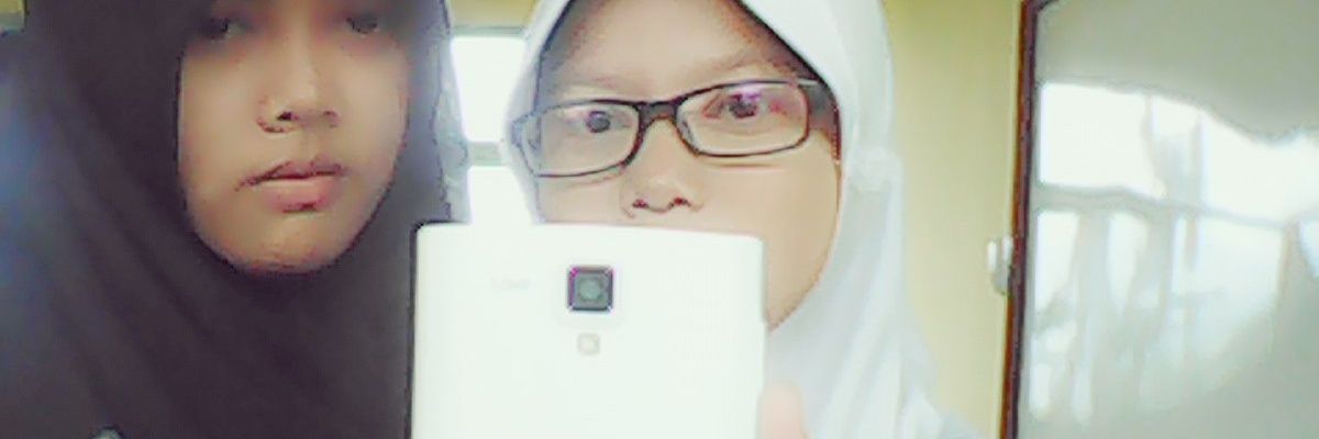 dewiA_21's profile banner image
