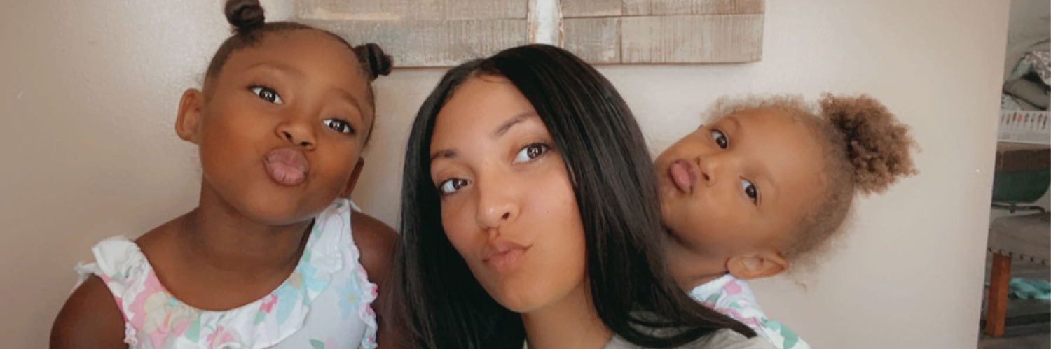simply_CeCe23's profile banner image