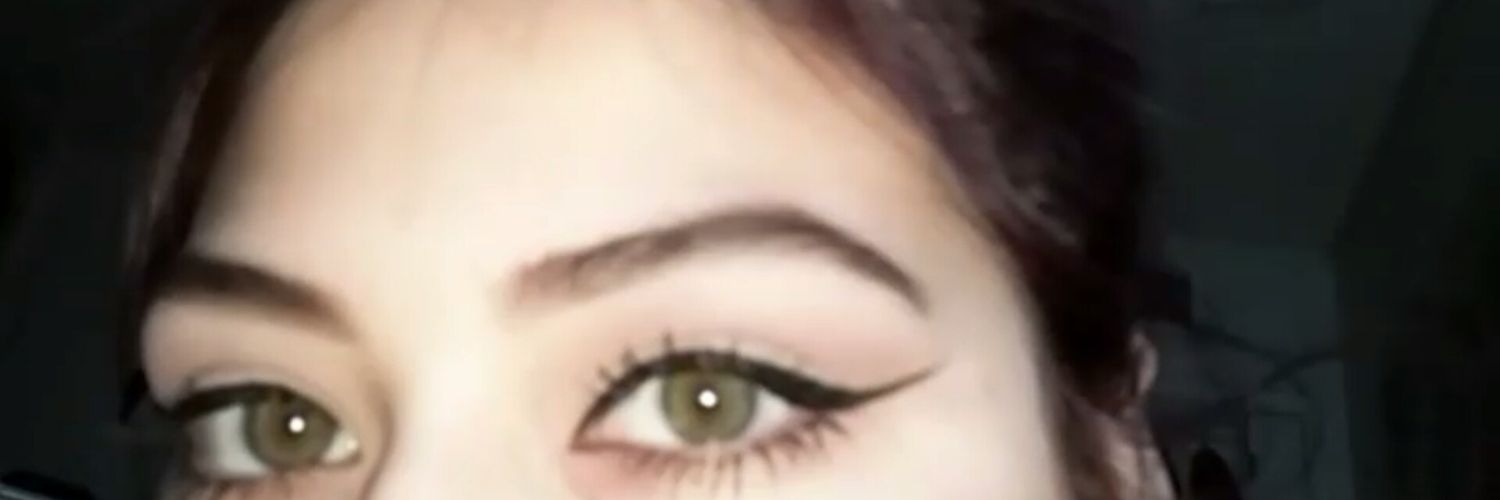 _areezo's profile banner image