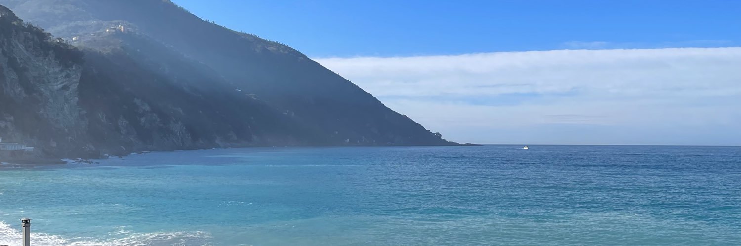 oceanemrll's profile banner image