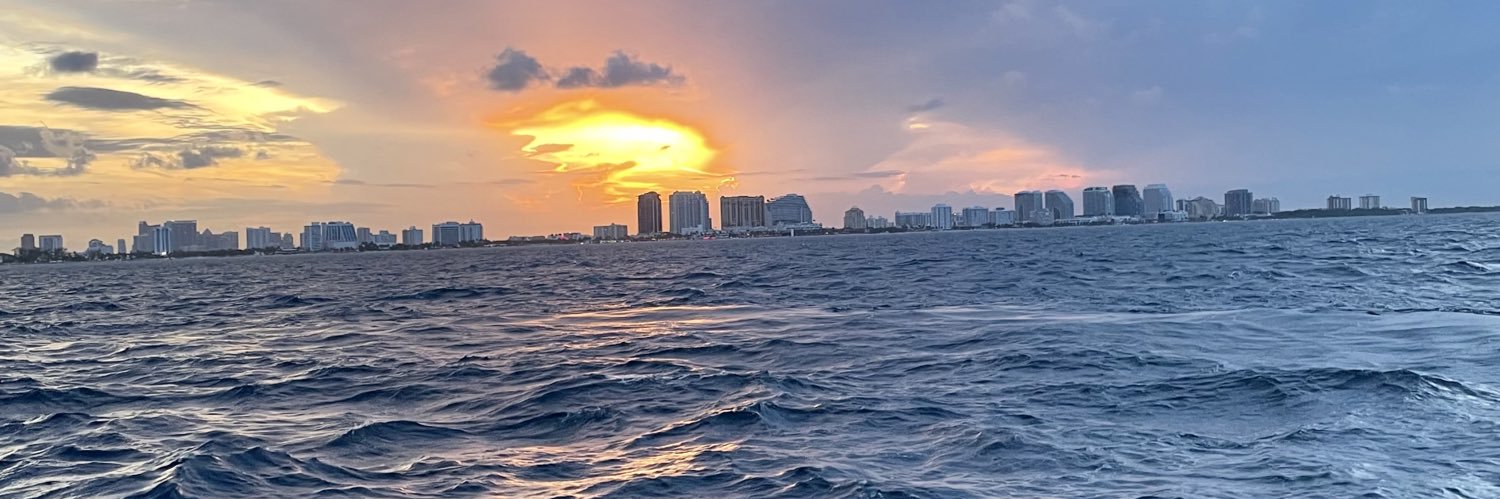 kelly_tebbe's profile banner image