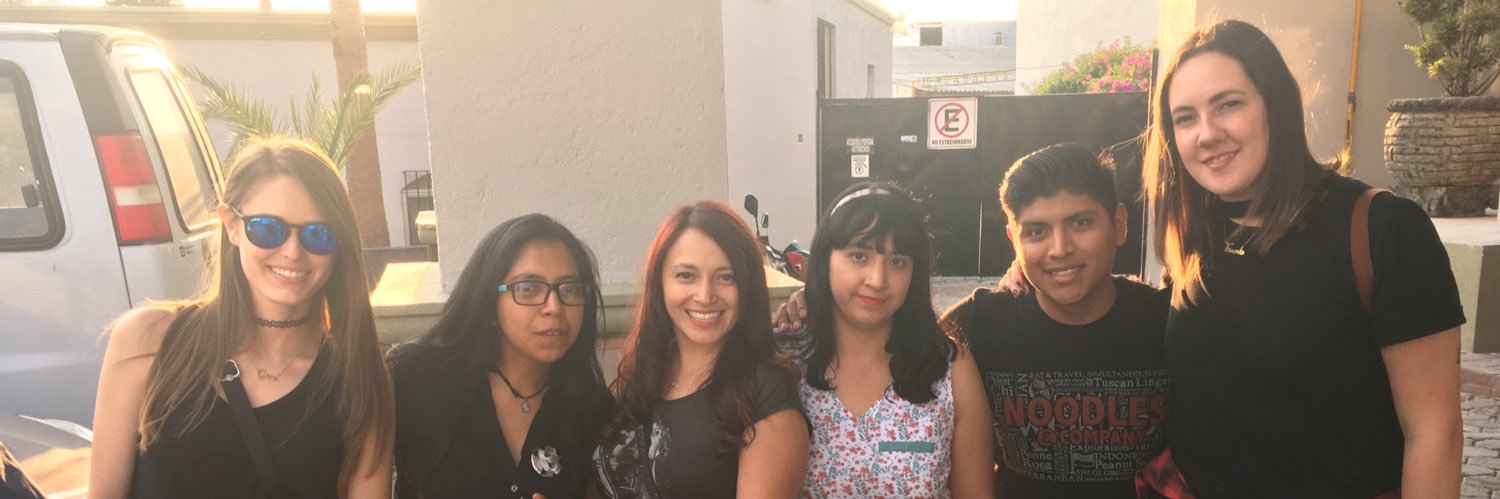 Itzel23_10's profile banner image