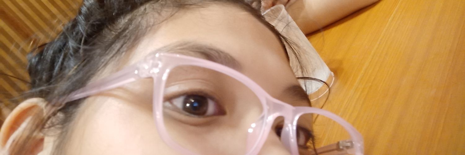 EcayLouise's profile banner image