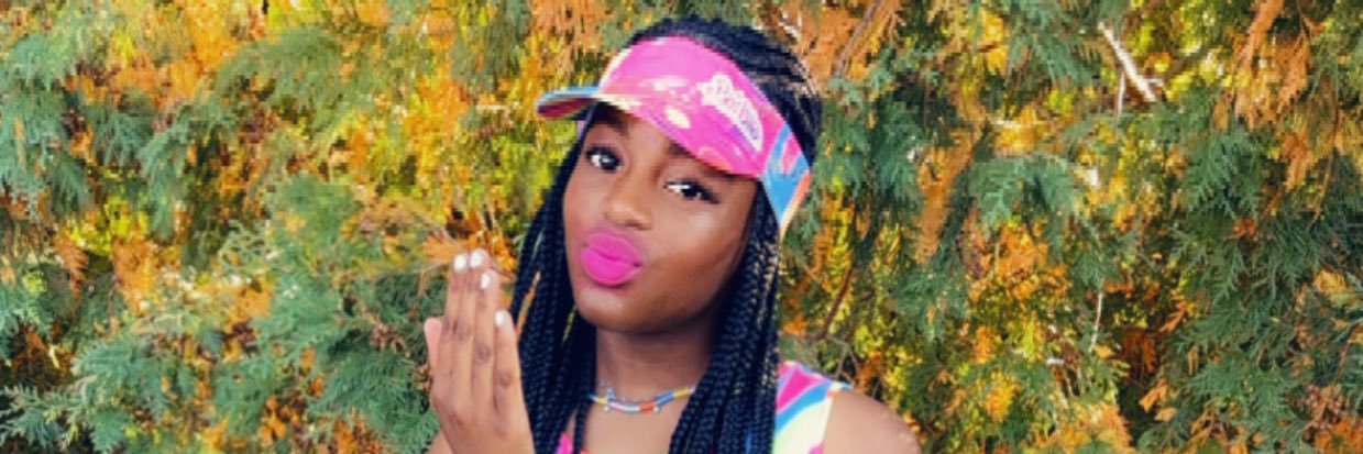 KimPlusModel's profile banner image