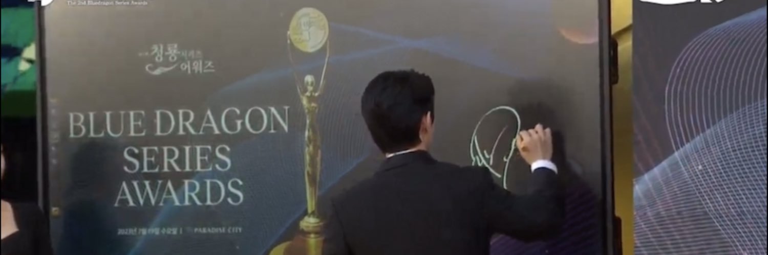 dyostan's profile banner image