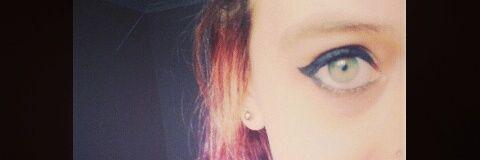 amydewey17's profile banner image