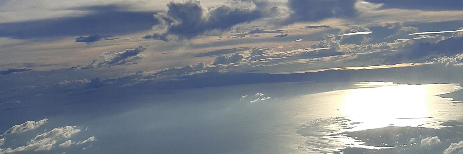 chlowepaytris's profile banner image