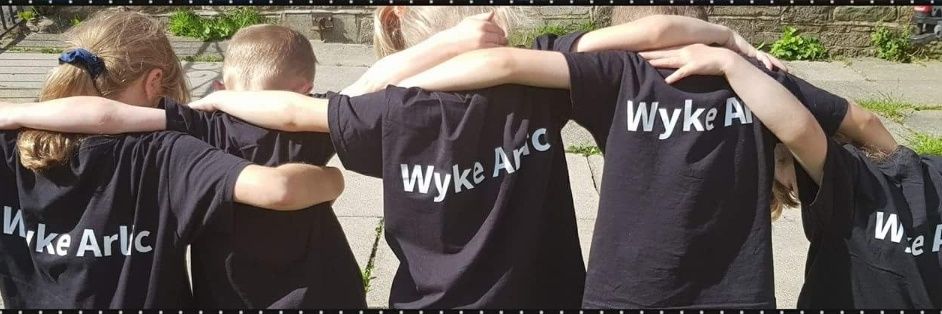 _Michelle_R7's profile banner image