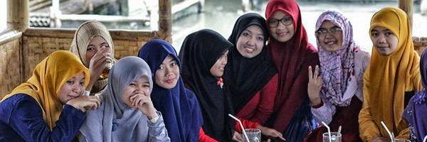 AnggiAnggraenia's profile banner image