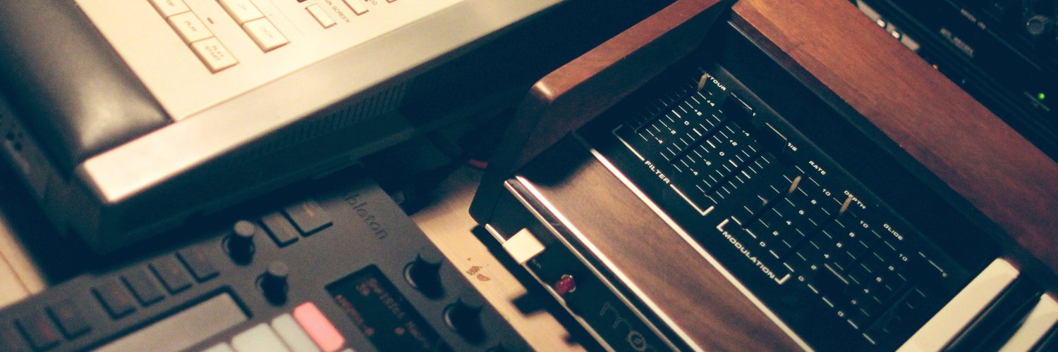 hellosamples's profile banner image