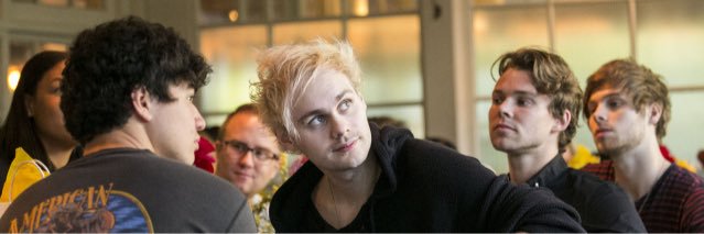 5SOSHotelReport's profile banner image