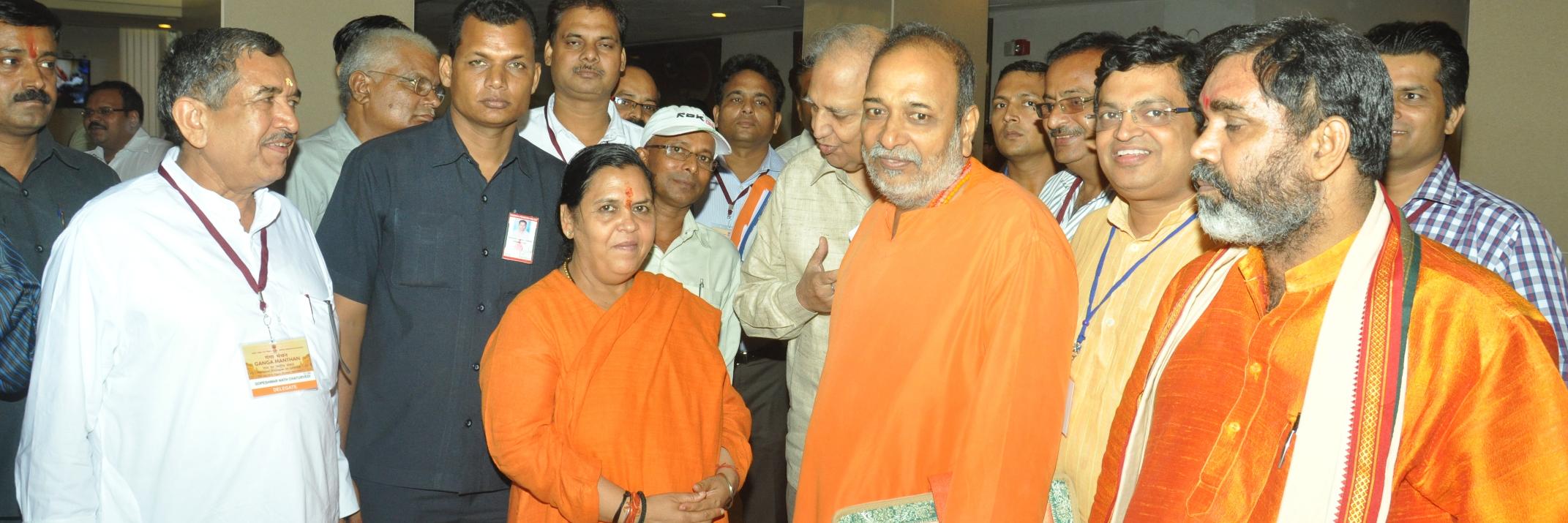 लाल बाबा 🇮🇳 वृन्दावन banner