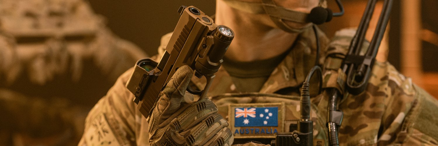 SIG SAUER's banner