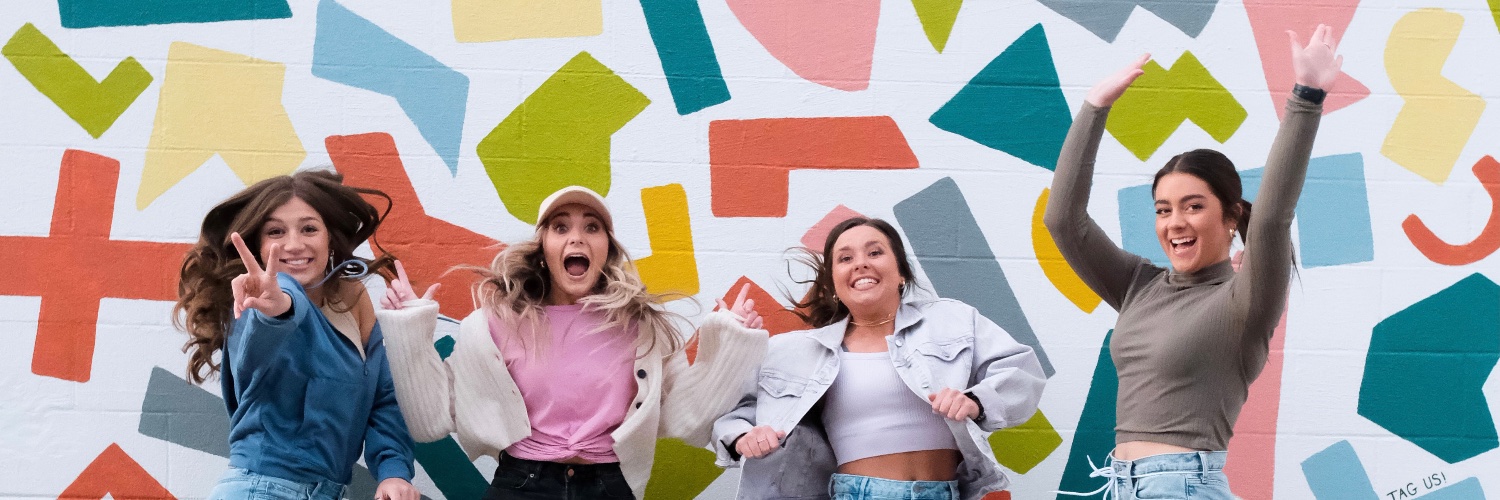 lexi_roach's profile banner image