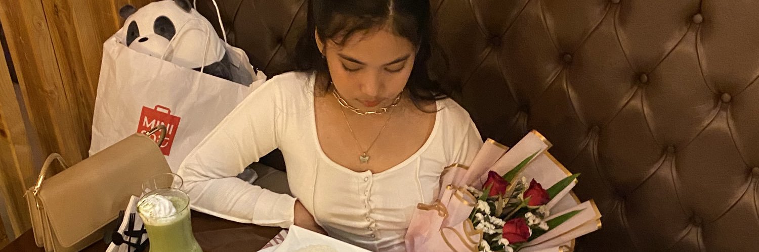 luna_lanz's profile banner image