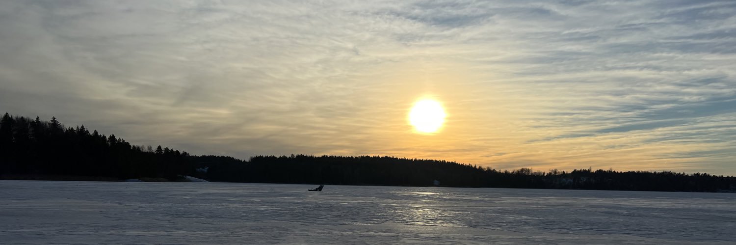 996Clarke's profile banner image