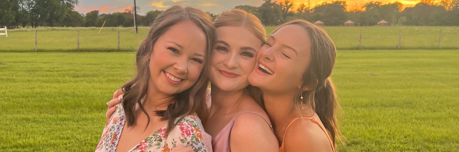 sydneysimpson_'s profile banner image