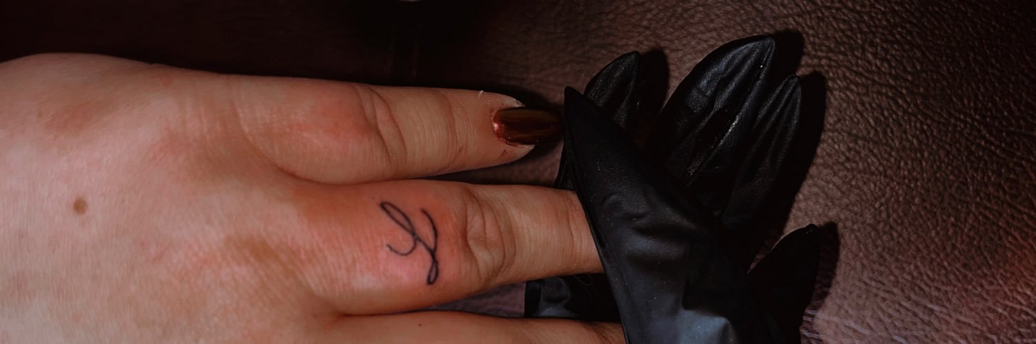 Wikuniek_'s profile banner image