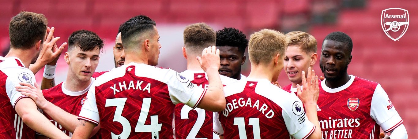 Thomas Debeire banner