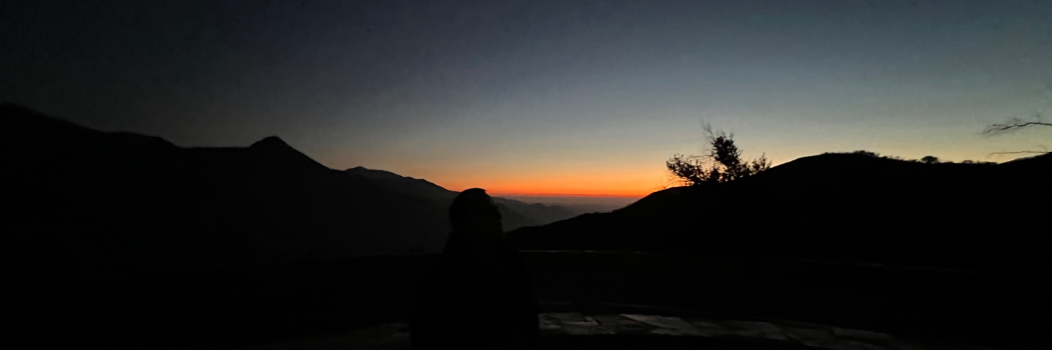 EmaweeWho's profile banner image