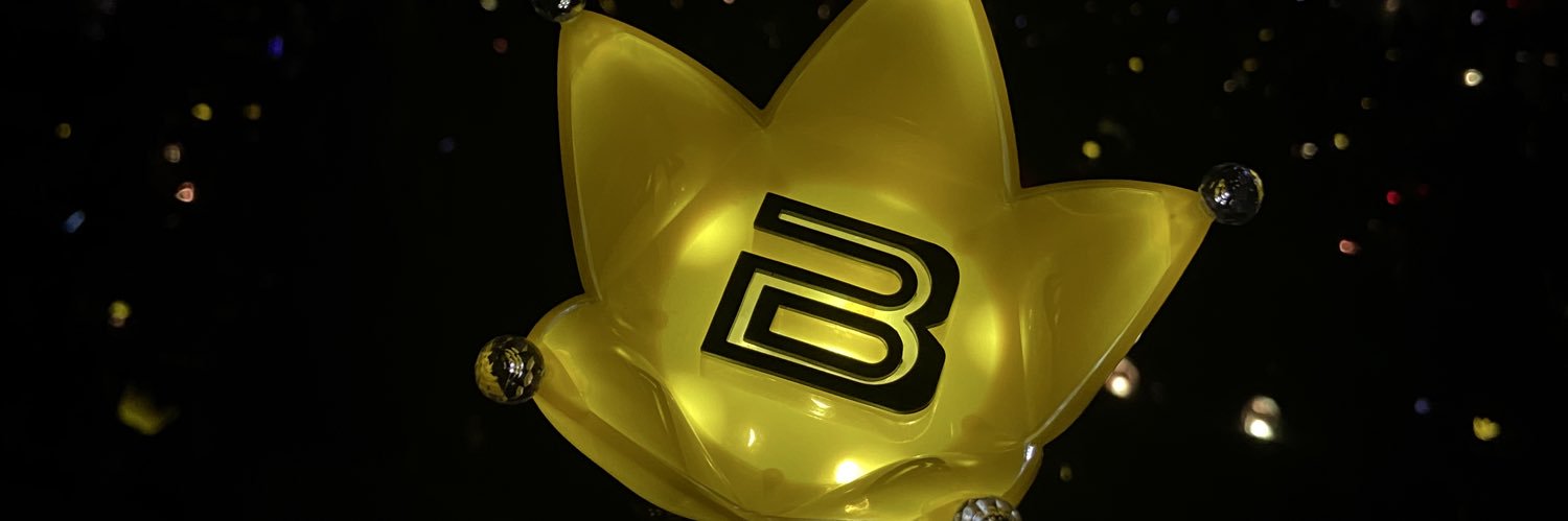 pttanit's profile banner image