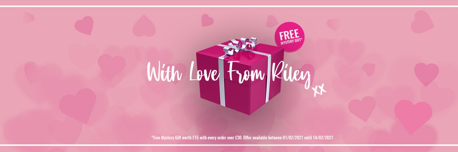 RileyBoutique's profile banner image