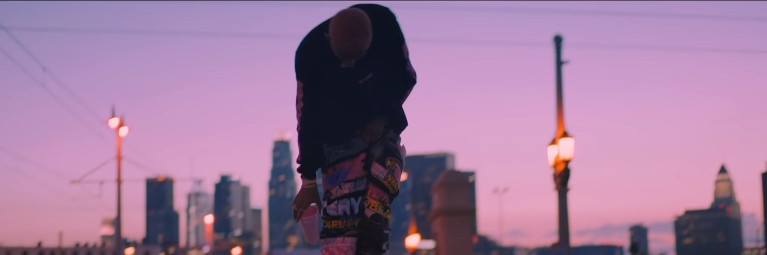seilabrou's profile banner image