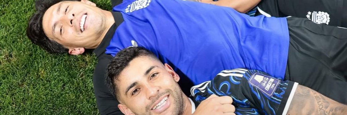 ValenCabrera122's profile banner image