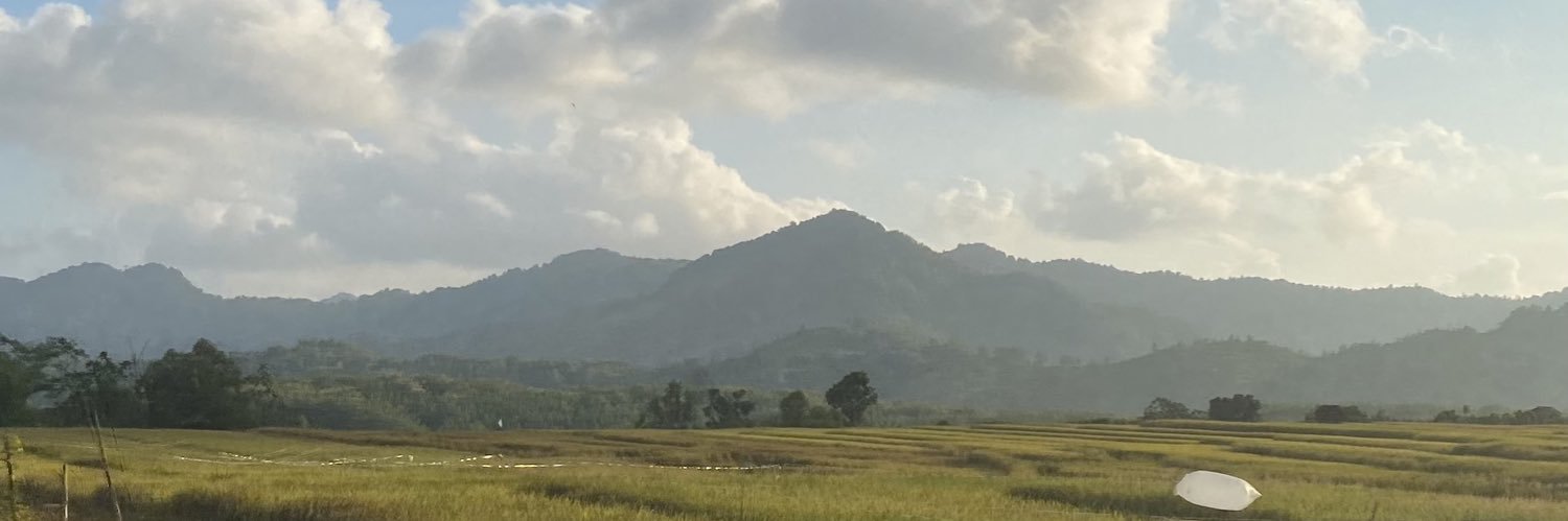khansazainn's profile banner image