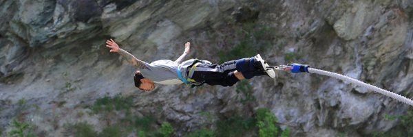 Cheng_Loew Profile Banner