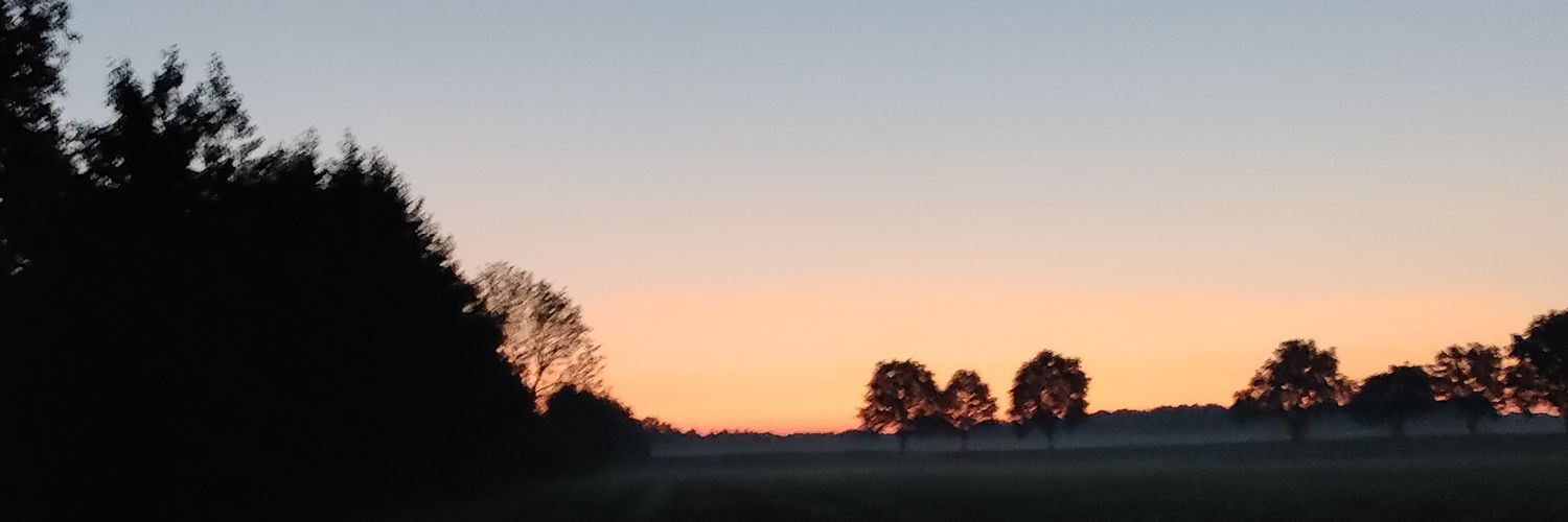 kees 52 . 🌿🦌 banner