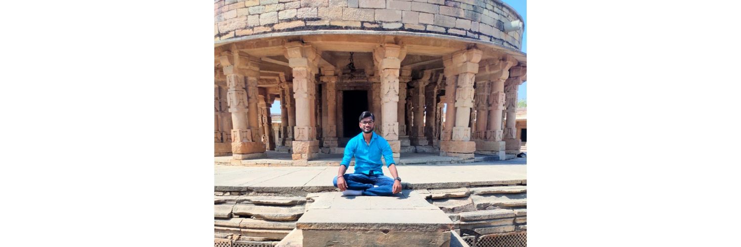 gole_vinit's profile banner image