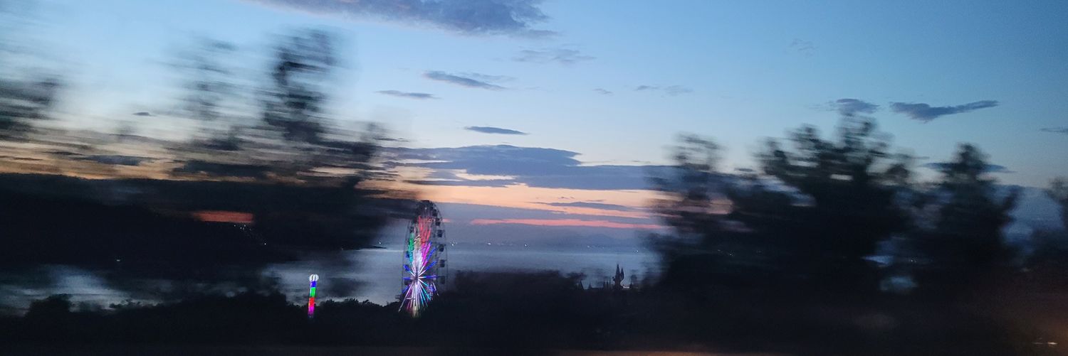 Essyy_'s profile banner image