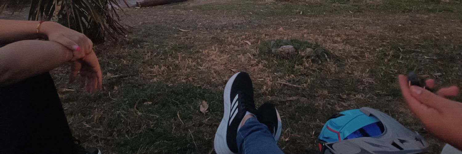 una_sapiosexual's profile banner image