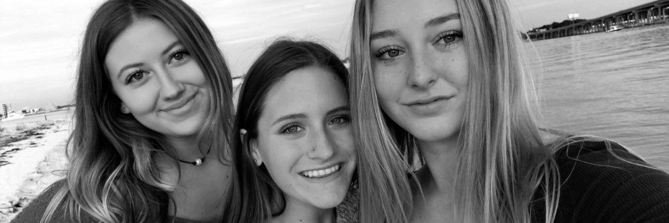 chloehill111's profile banner image