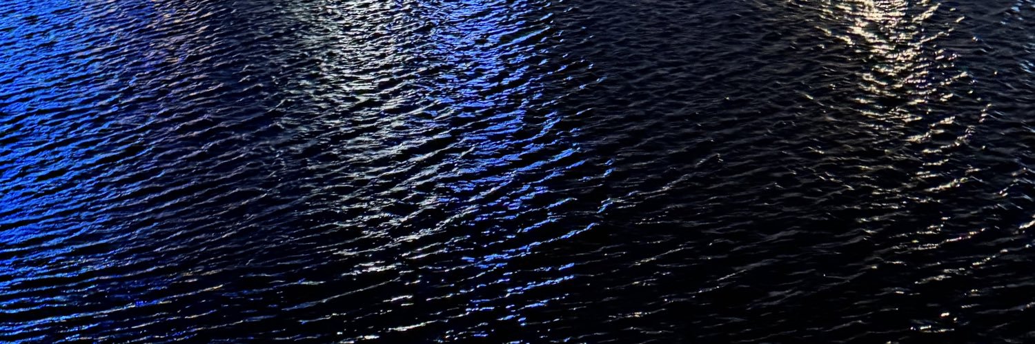 q3ox3's profile banner image
