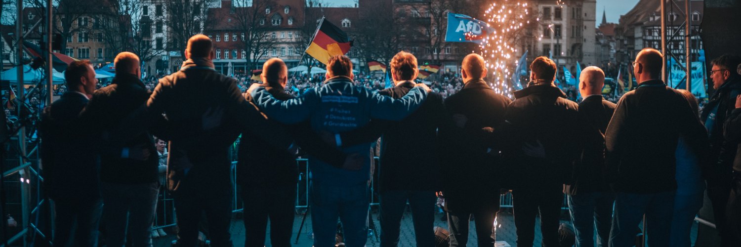 Stefan Möller🐍's banner