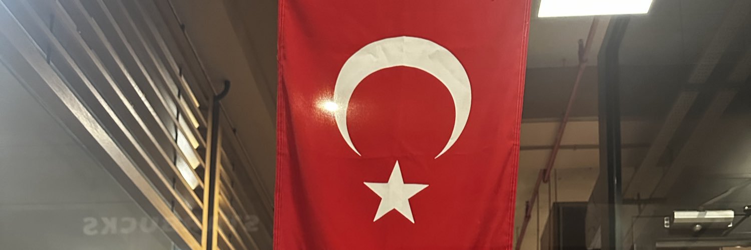 mekowv's profile banner image