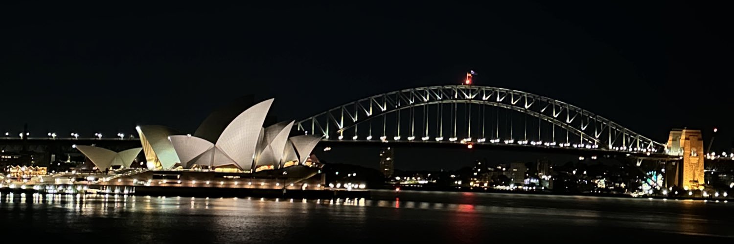 lorisloi3892's profile banner image