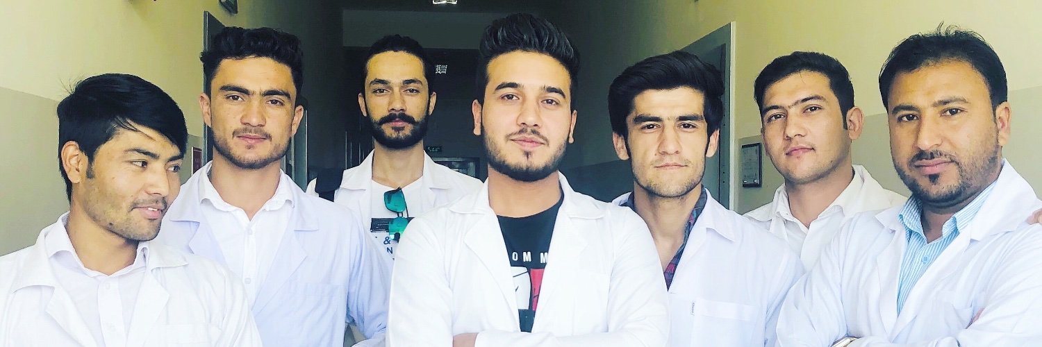 hashimi3mustafa's profile banner image
