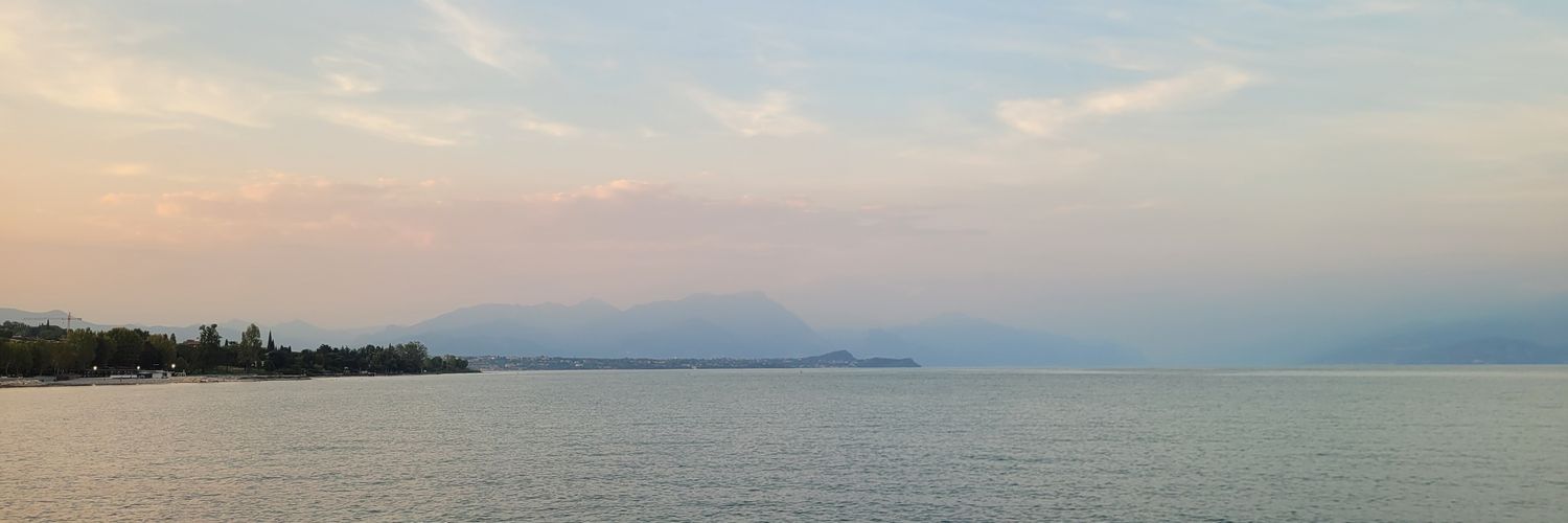 rivthise's profile banner image