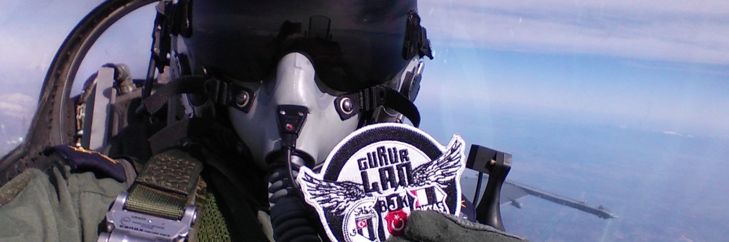 suflever's profile banner image