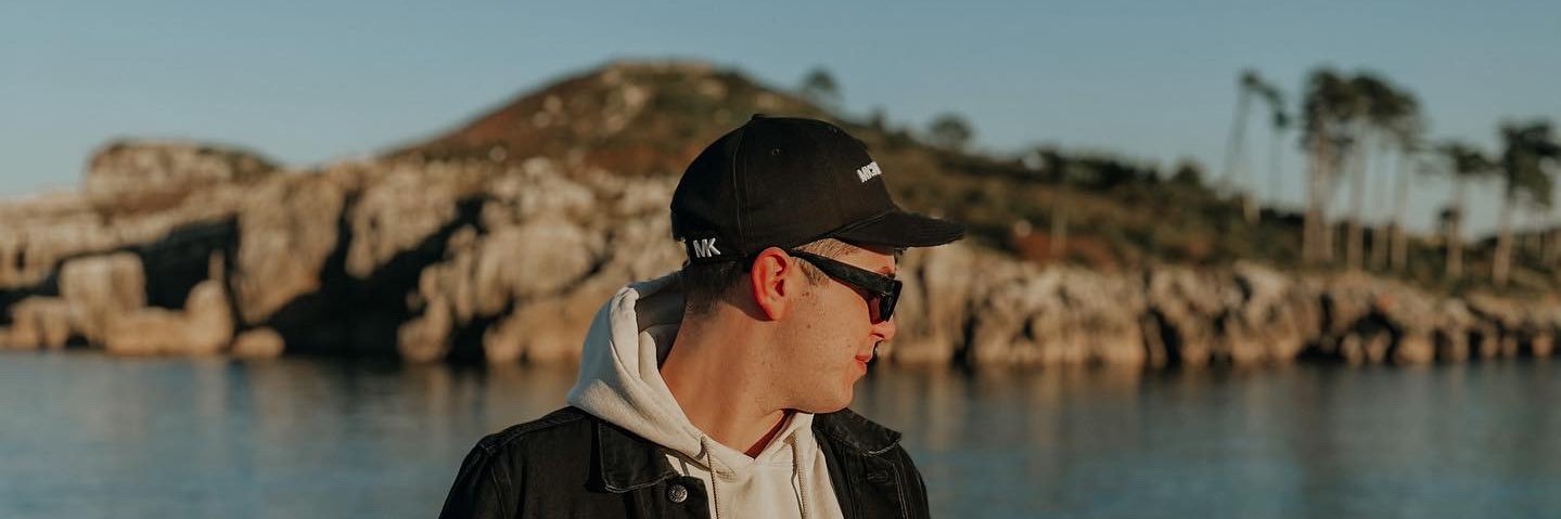 _unaimartinez's profile banner image