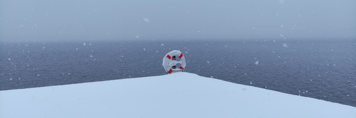 f37531's profile banner image